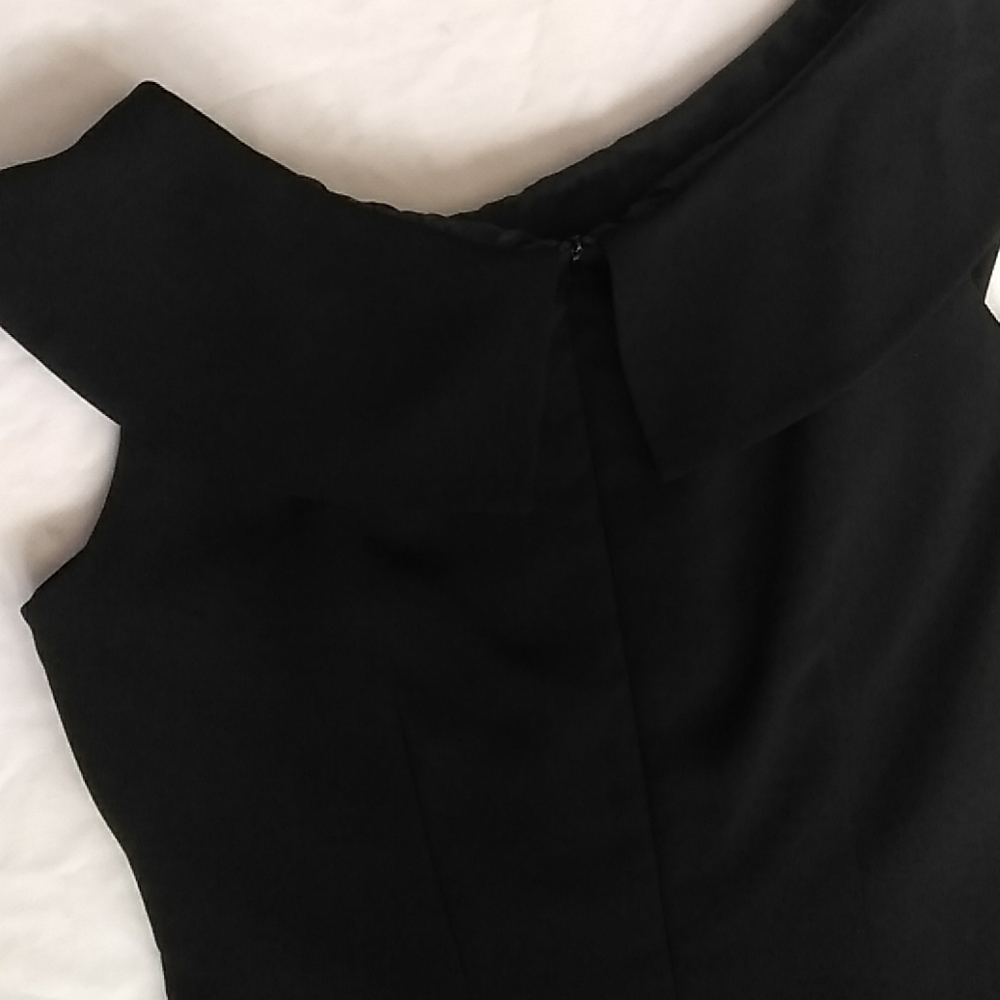 LBD - Picture 3 of 3